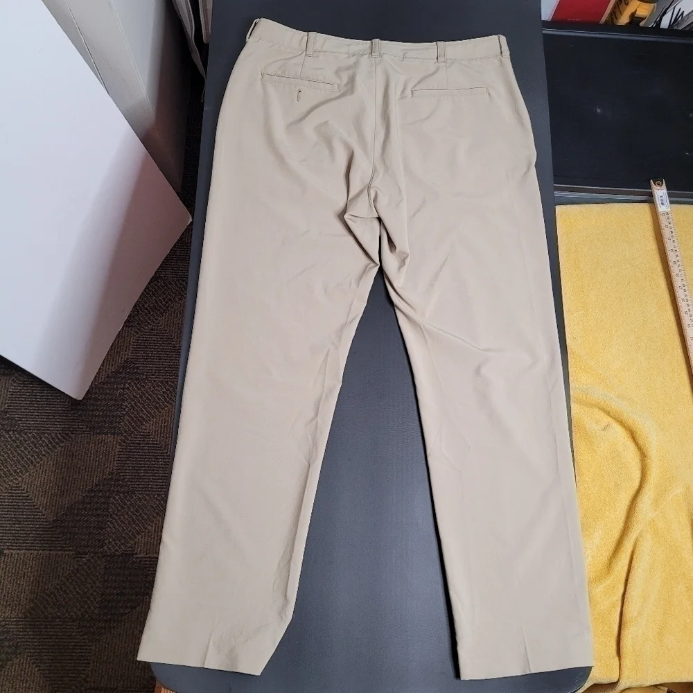 Ben Hogan Performance Golf Khaki Pants Men's 36x32